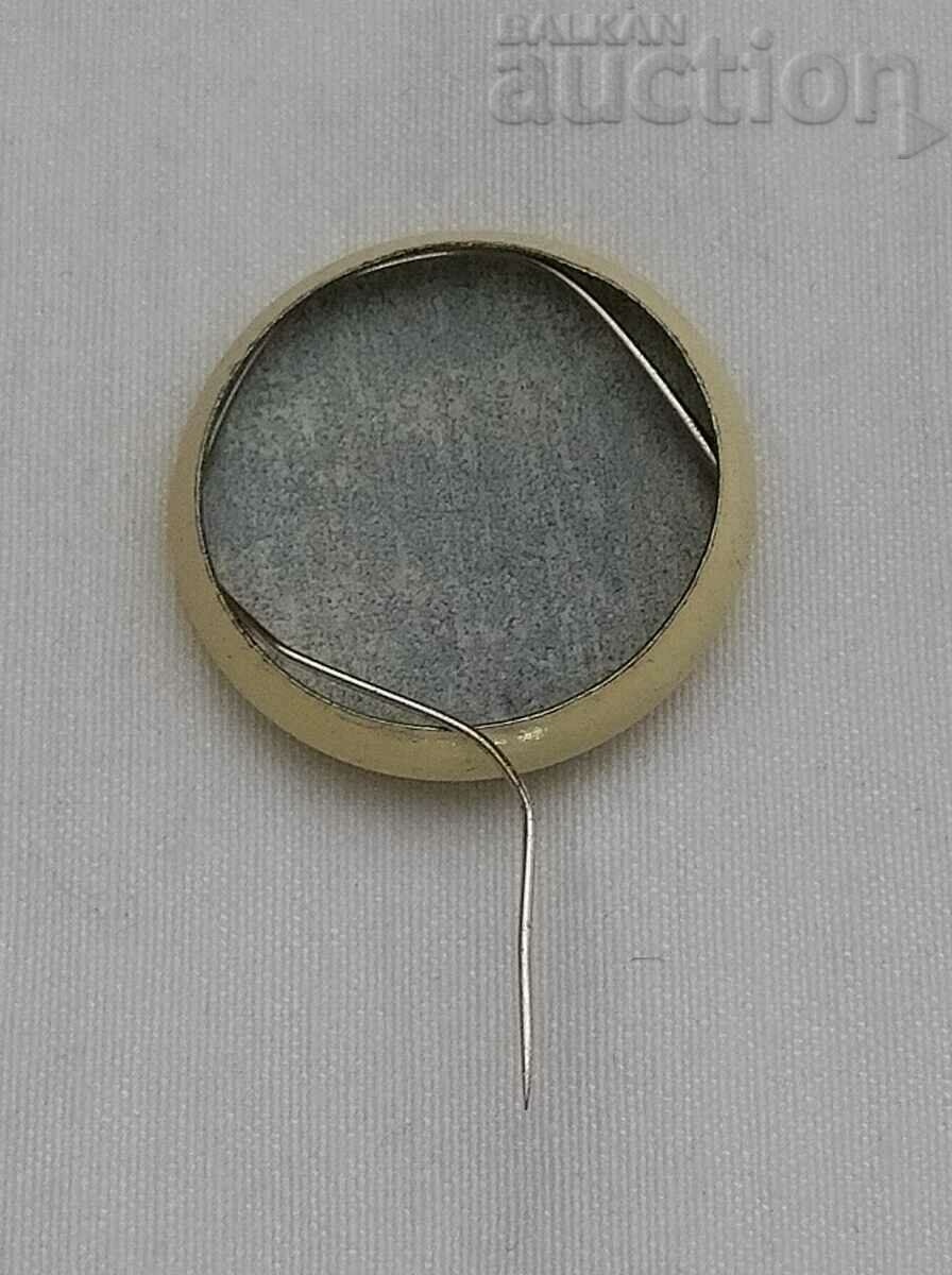 CARPATIA FOOTBALL -USSR TORPEDO BADGE/ with price 3.00 BGN | € 1.53