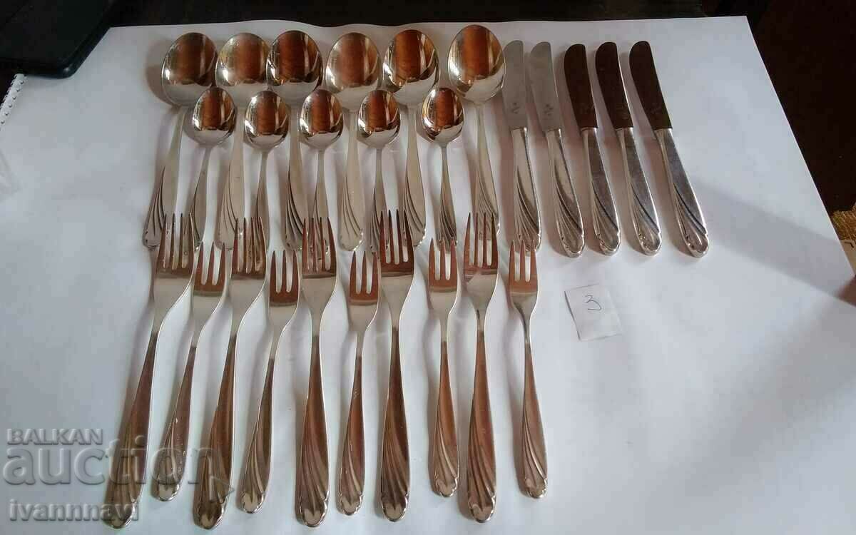 WMF PLACAT ARGENT NEUTILIZAT CU set de marcaj cu preț € 102.26 | 200.00 BGN