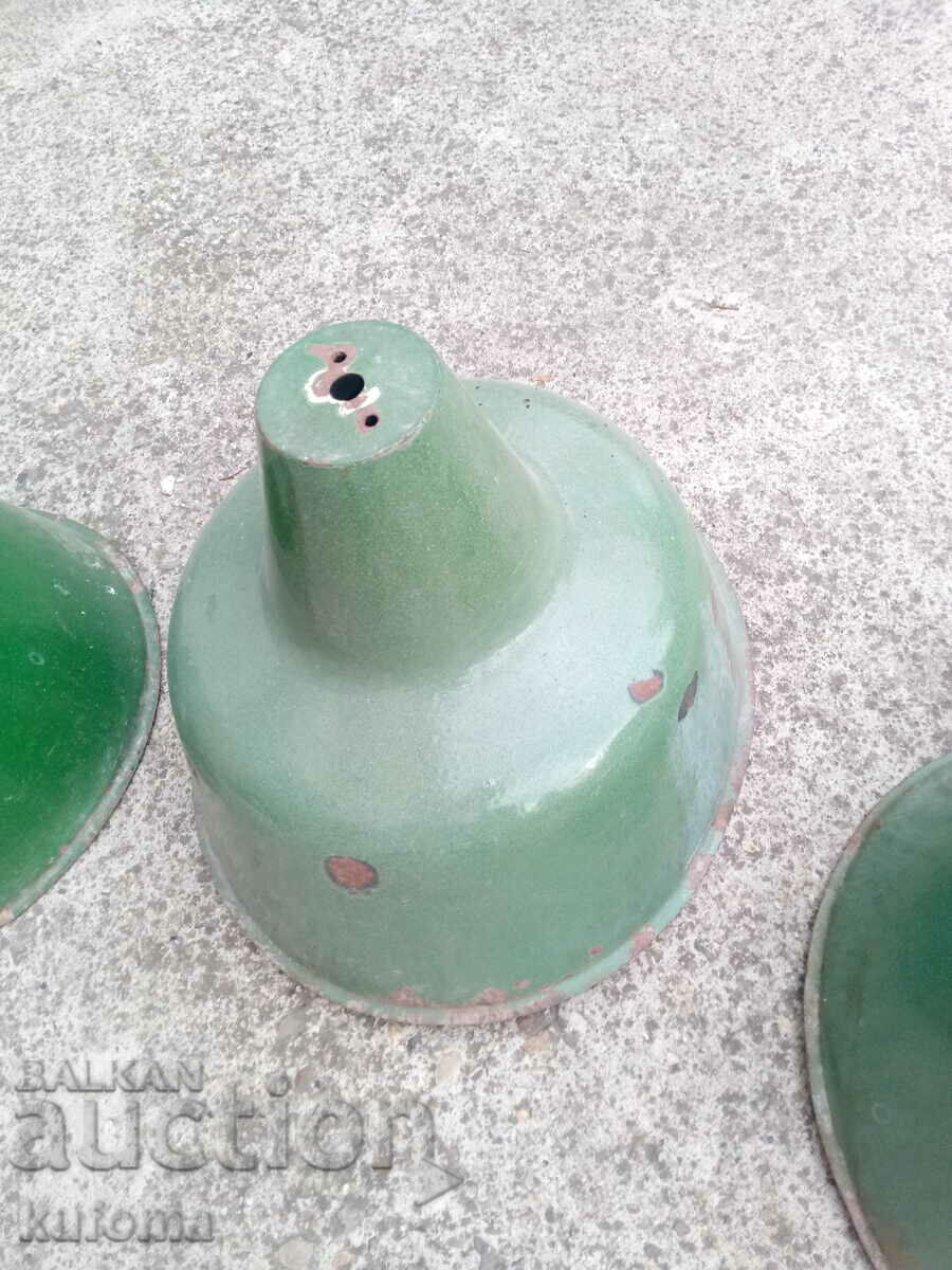 Auction Old enamelled lamps Auction Old enamelled lamps