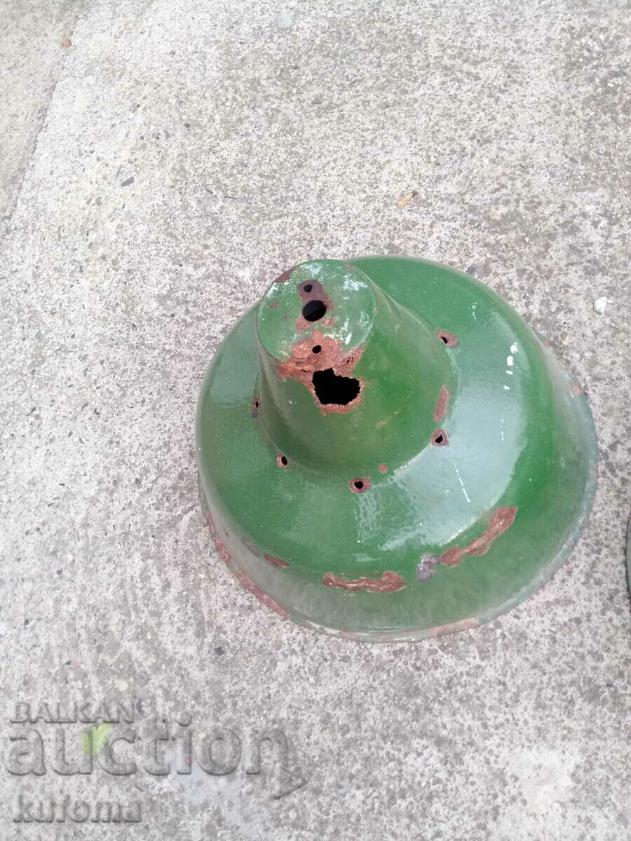 Delivery of Old enamelled lamps Delivery of Old enamelled lamps