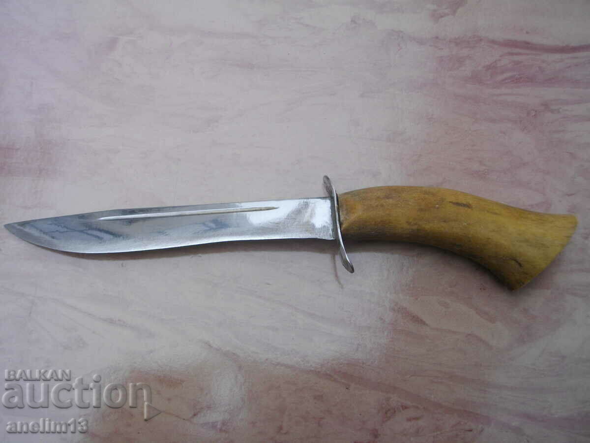 OLD HORN HANDLE KNIFE