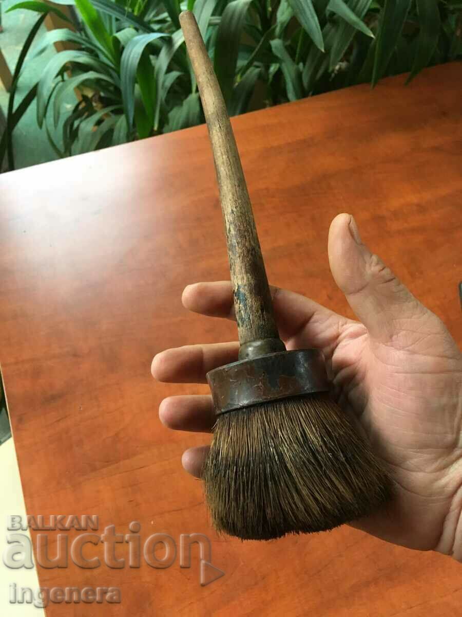 Auction BRUSH ROUND SQUIRREL USSR NATURAL HAIR MARKERS Auction BRUSH ROUND SQUIRREL USSR NATURAL HAIR MARKERS