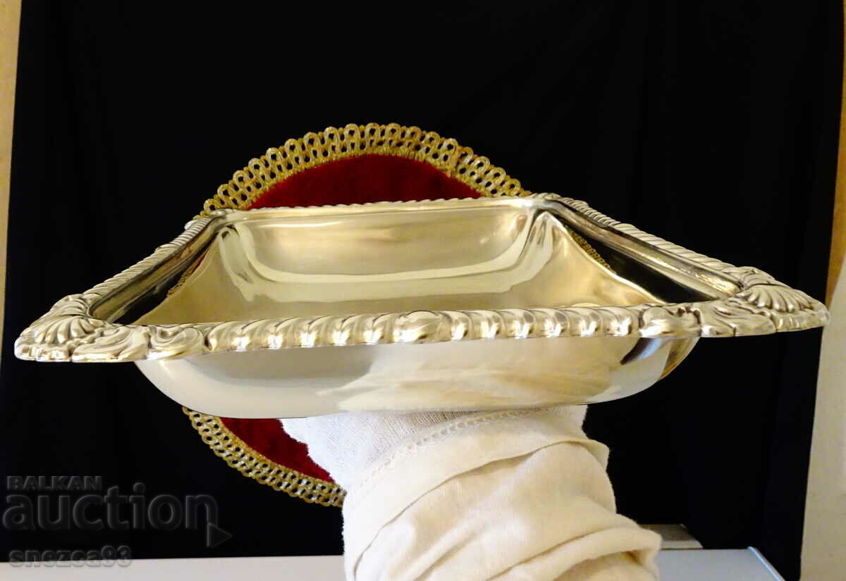 English baroque serving dish 850 g. - 5 English baroque serving dish 850 g. - 5