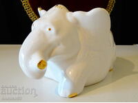 Elephant porcelain vessel, pot, gold.