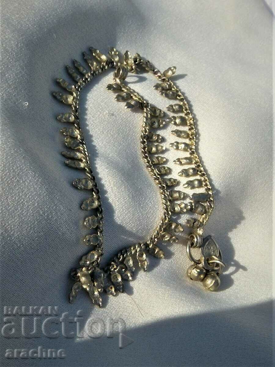 Delivery of Silver leg bracelet Delivery of Silver leg bracelet