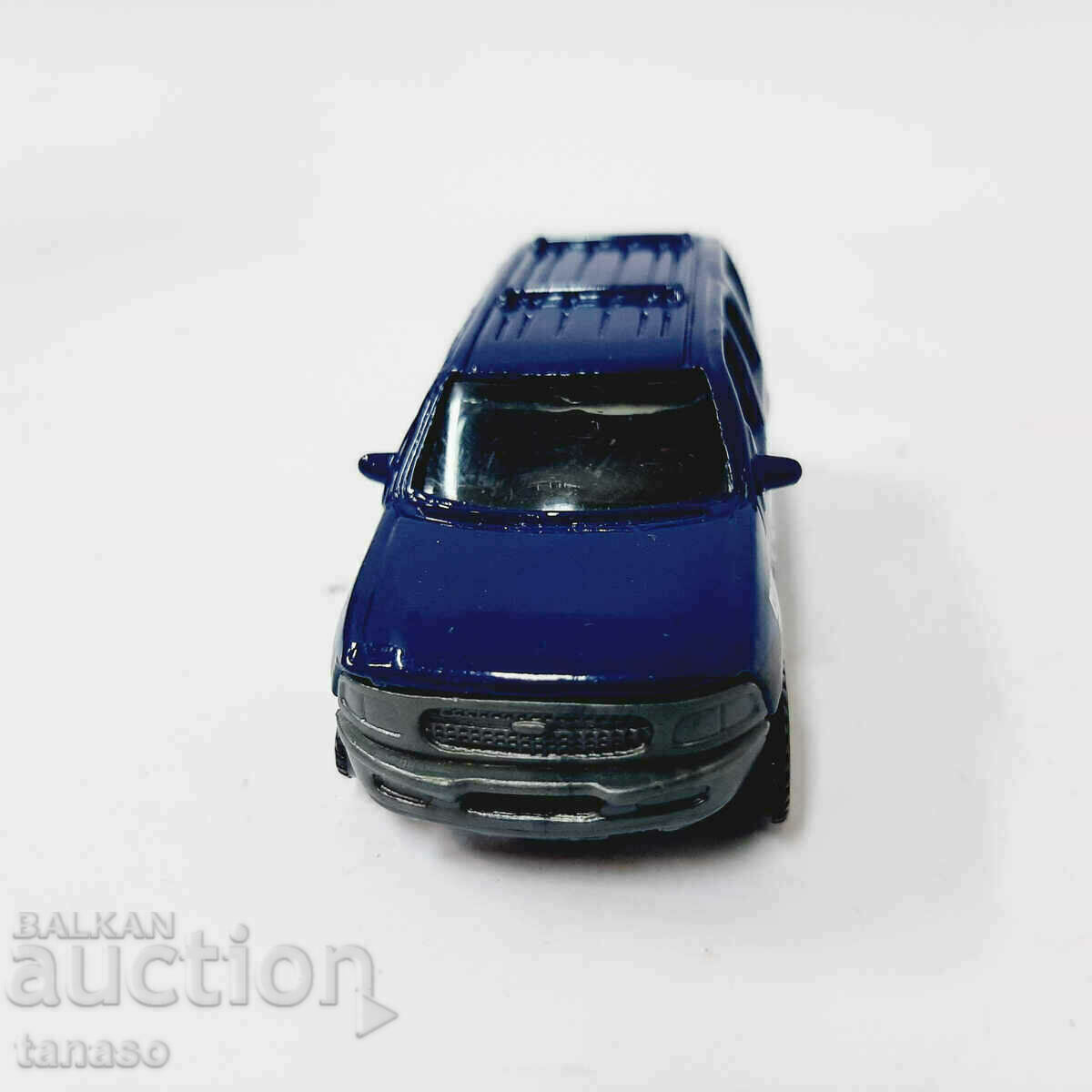 Cutie de chibrituri, cărucior, Ford Expedition, model de jucărie(9.3) cu preț € 10.00 | 19.56 BGN