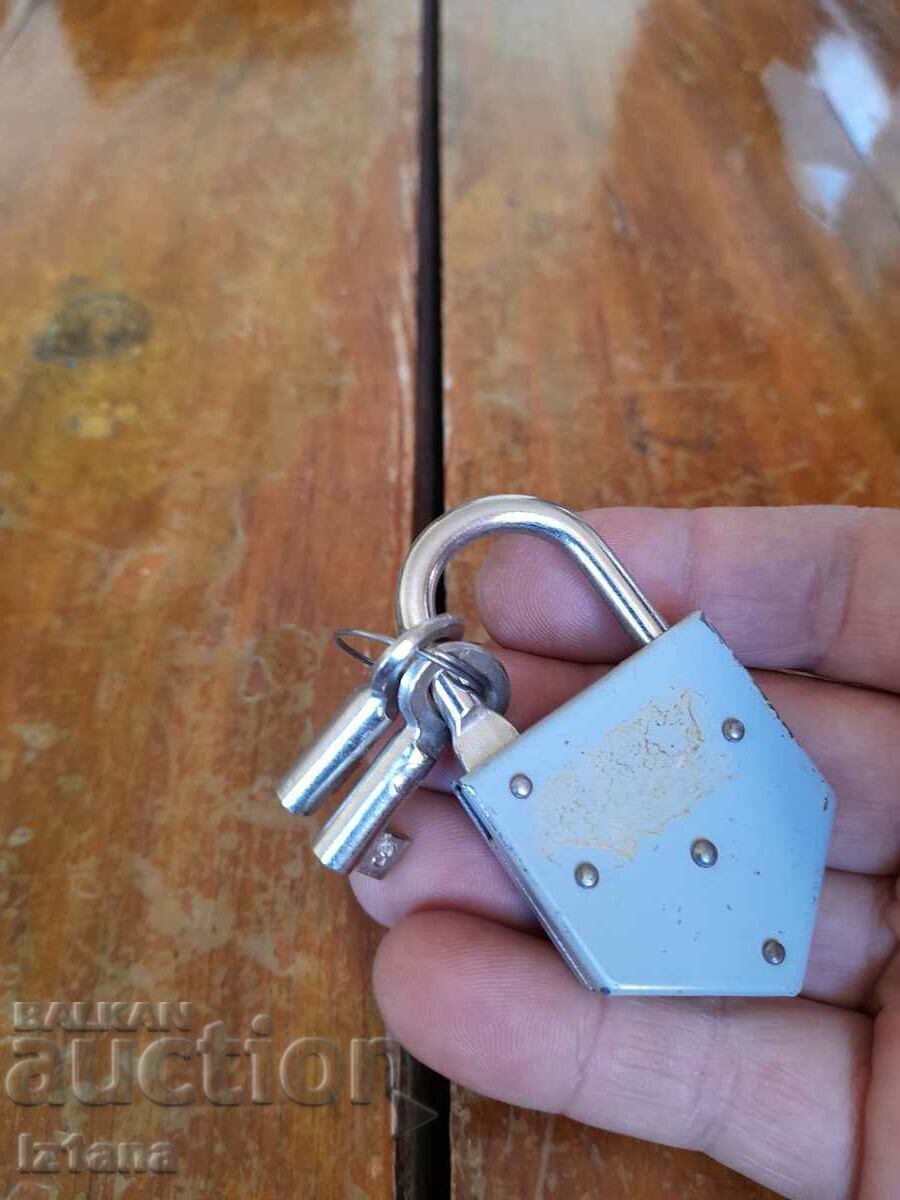 Old Elzett Padlock with price 27.00 BGN | € 13.80 Old Elzett Padlock with price 27.00 BGN | € 13.80