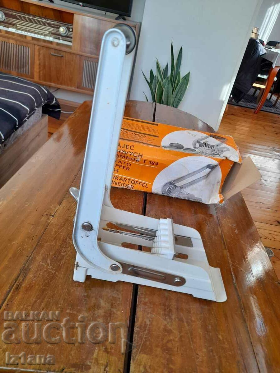 Old kitchen appliance for cutting potatoes - 5 Old kitchen appliance for cutting potatoes - 5