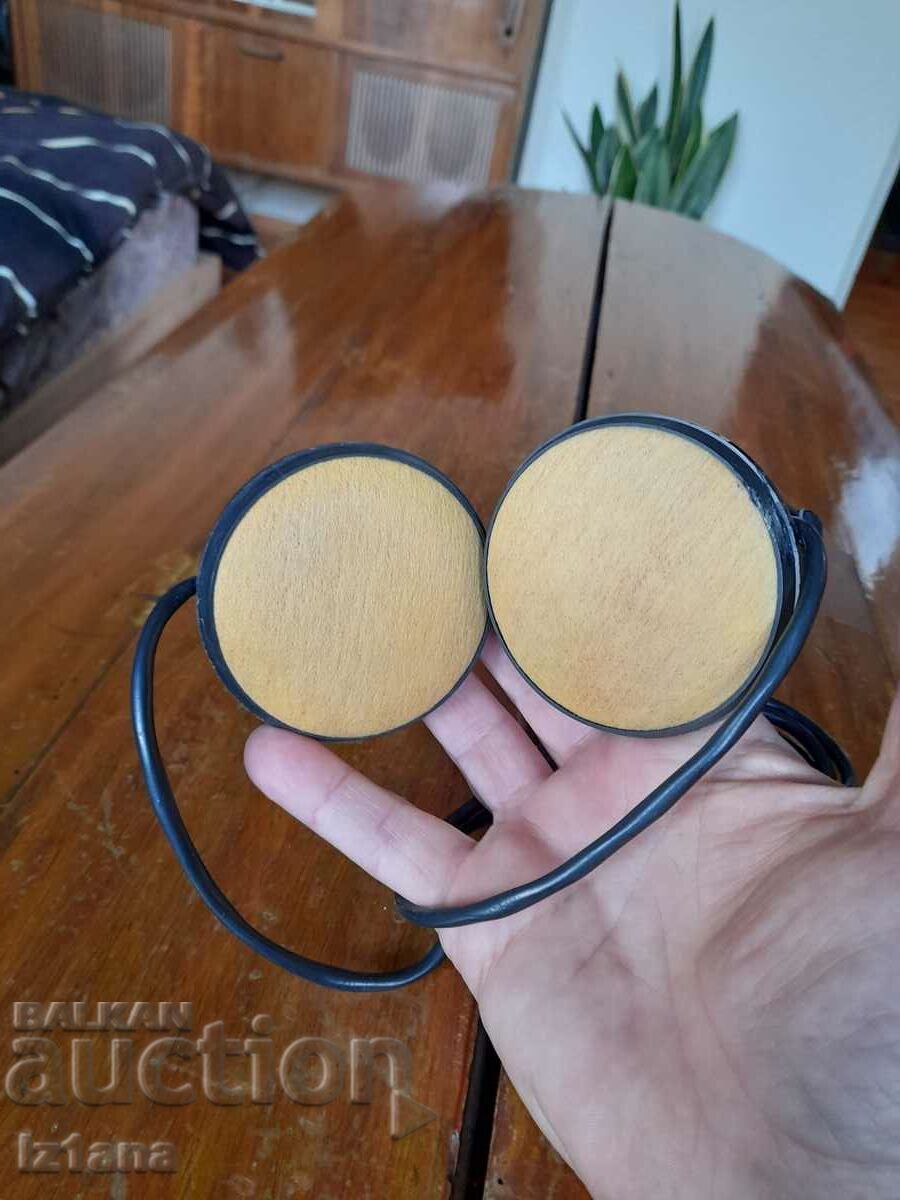 Auction  Old Phoenix headphones
