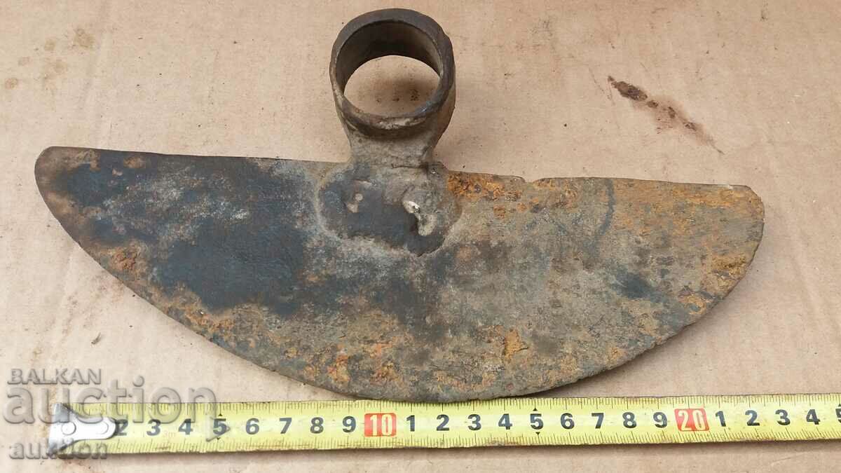 WROUGHT RENAISSANCE WROUGHT HOE - 5 WROUGHT RENAISSANCE WROUGHT HOE - 5