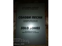 Solo songs. Accompaniment by an orchestra of folk instruments Stefa