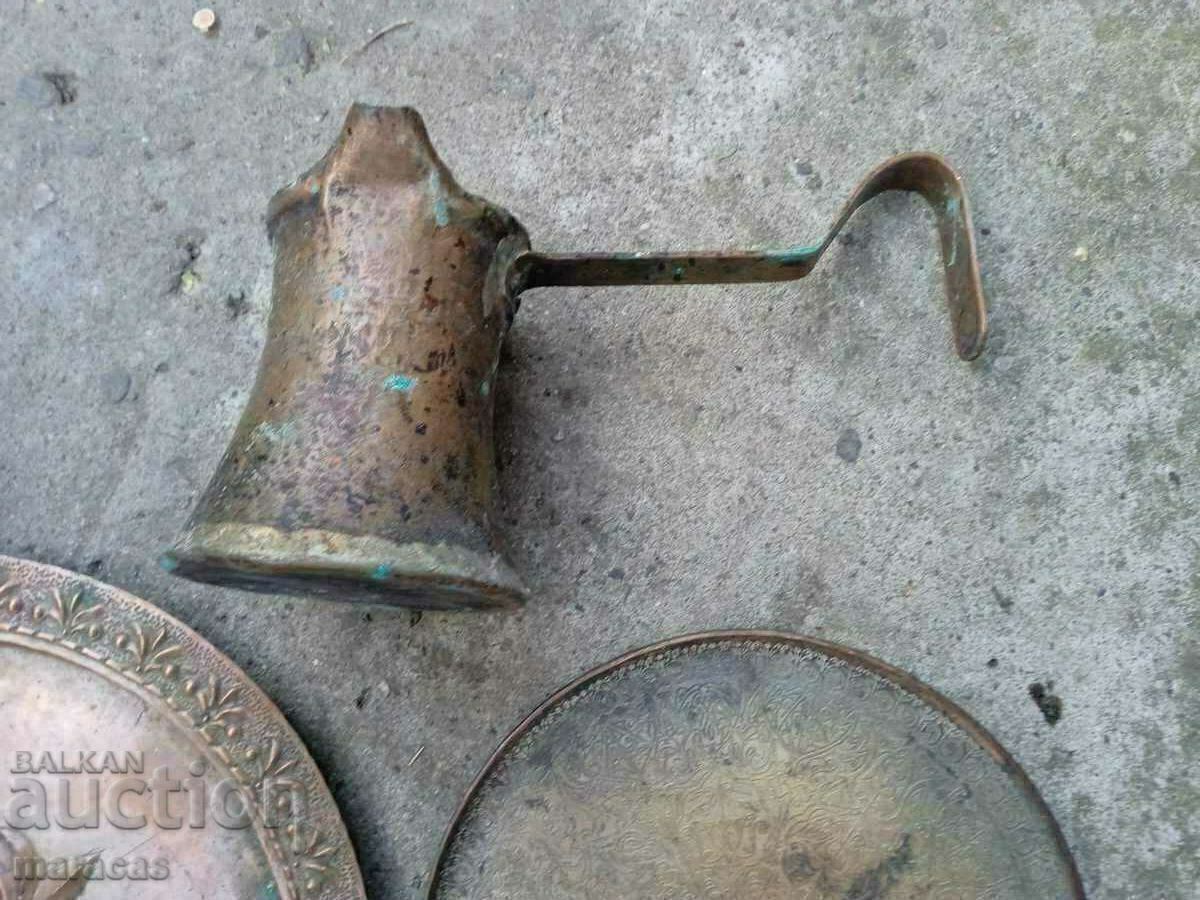 Old copper plates and cezves with price 38.00 BGN | € 19.43 Old copper plates and cezves with price 38.00 BGN | € 19.43