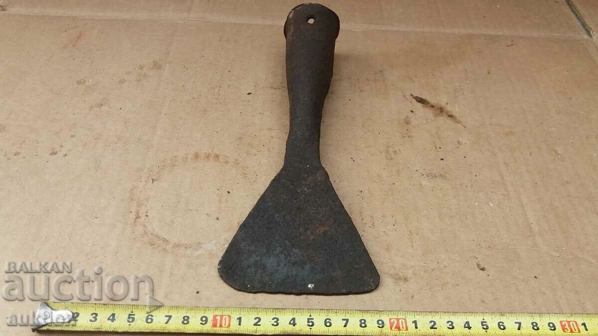 Auction WROUGHT CRANE SCREW Auction WROUGHT CRANE SCREW