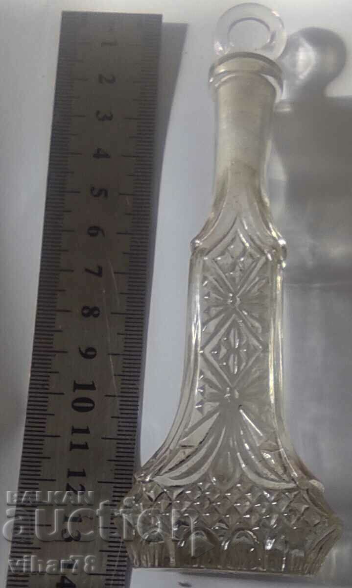 Шише за парфюм с цена 34.99 лв. | € 17.89 Шише за парфюм с цена 34.99 лв. | € 17.89