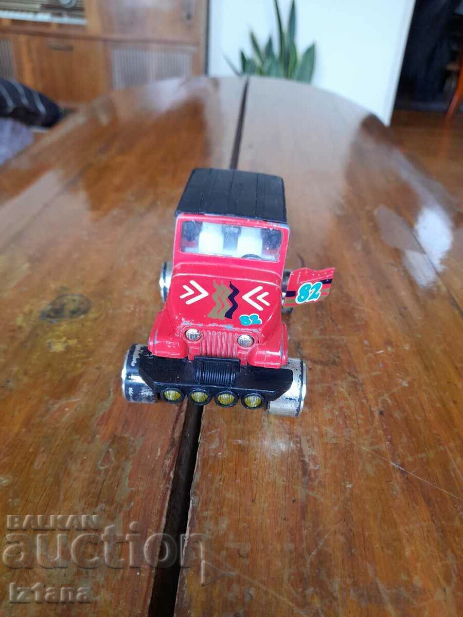 Maisto Car with price 6.00 BGN | € 3.07 Maisto Car with price 6.00 BGN | € 3.07