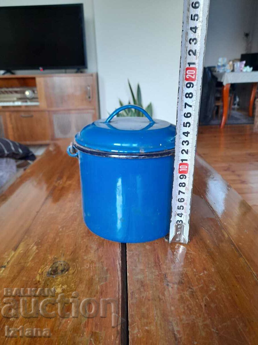 Old enameled saucepan with price 22.00 BGN | € 11.25 Old enameled saucepan with price 22.00 BGN | € 11.25