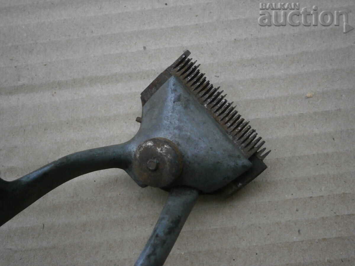 old hair clipper - 5