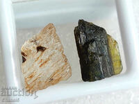 LOT OF GOLD SCAPOLIT AND GREEN TOURMALINE - (492)