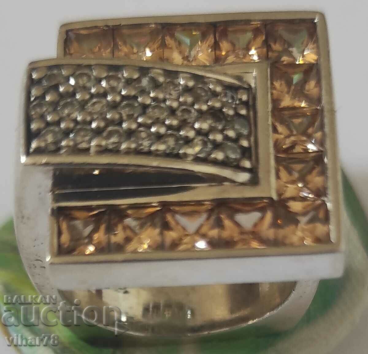 Un inel foli foli argintiu foarte frumos cu preț € 199.99 | 391.15 BGN Un inel foli foli argintiu foarte frumos cu preț € 199.99 | 391.15 BGN