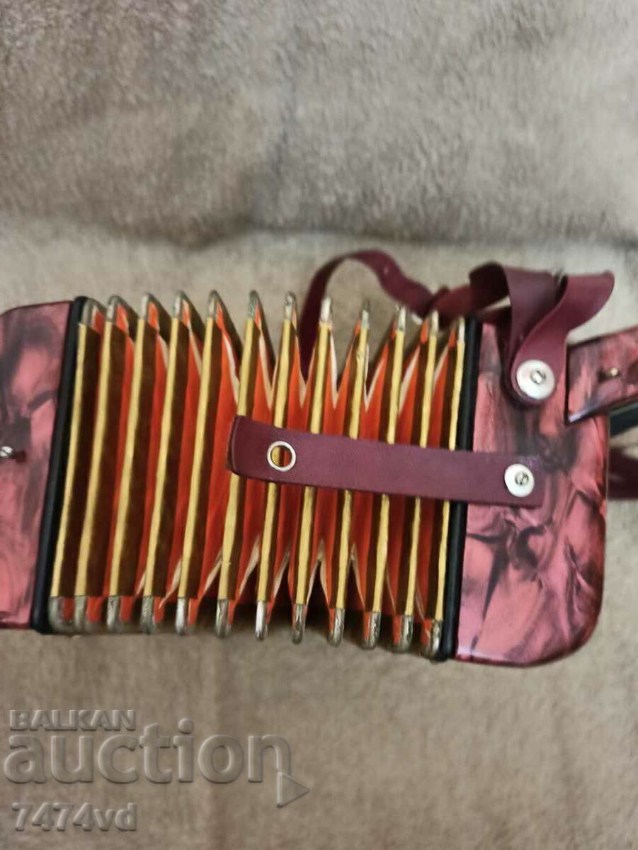 Auction EXTREMELY RARE MINI ACCORDION HOHNER MIGNON 1-8 BASS Auction EXTREMELY RARE MINI ACCORDION HOHNER MIGNON 1-8 BASS