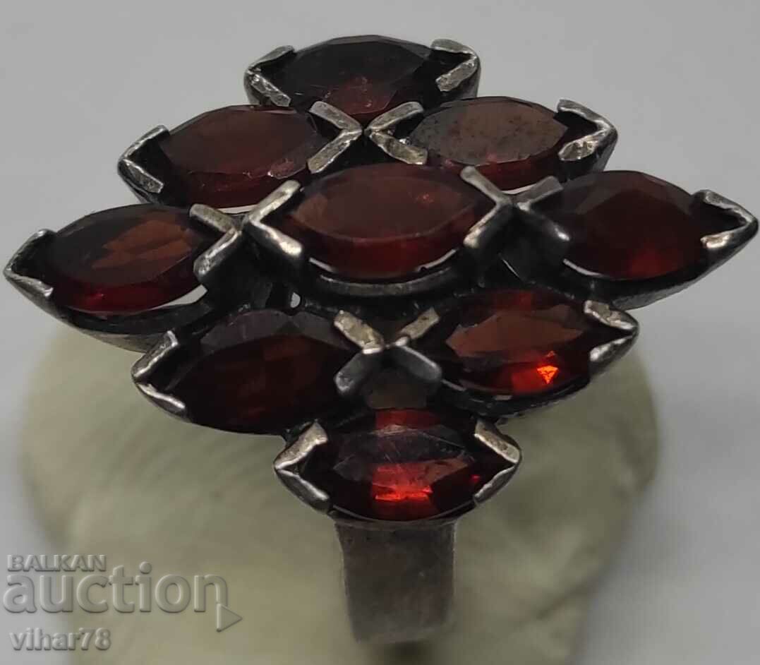 WOMEN'S SILVER RING WITH GARNET - 5 WOMEN'S SILVER RING WITH GARNET - 5