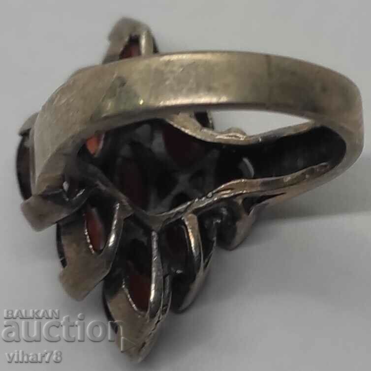 WOMEN'S SILVER RING WITH GARNET - 7 WOMEN'S SILVER RING WITH GARNET - 7