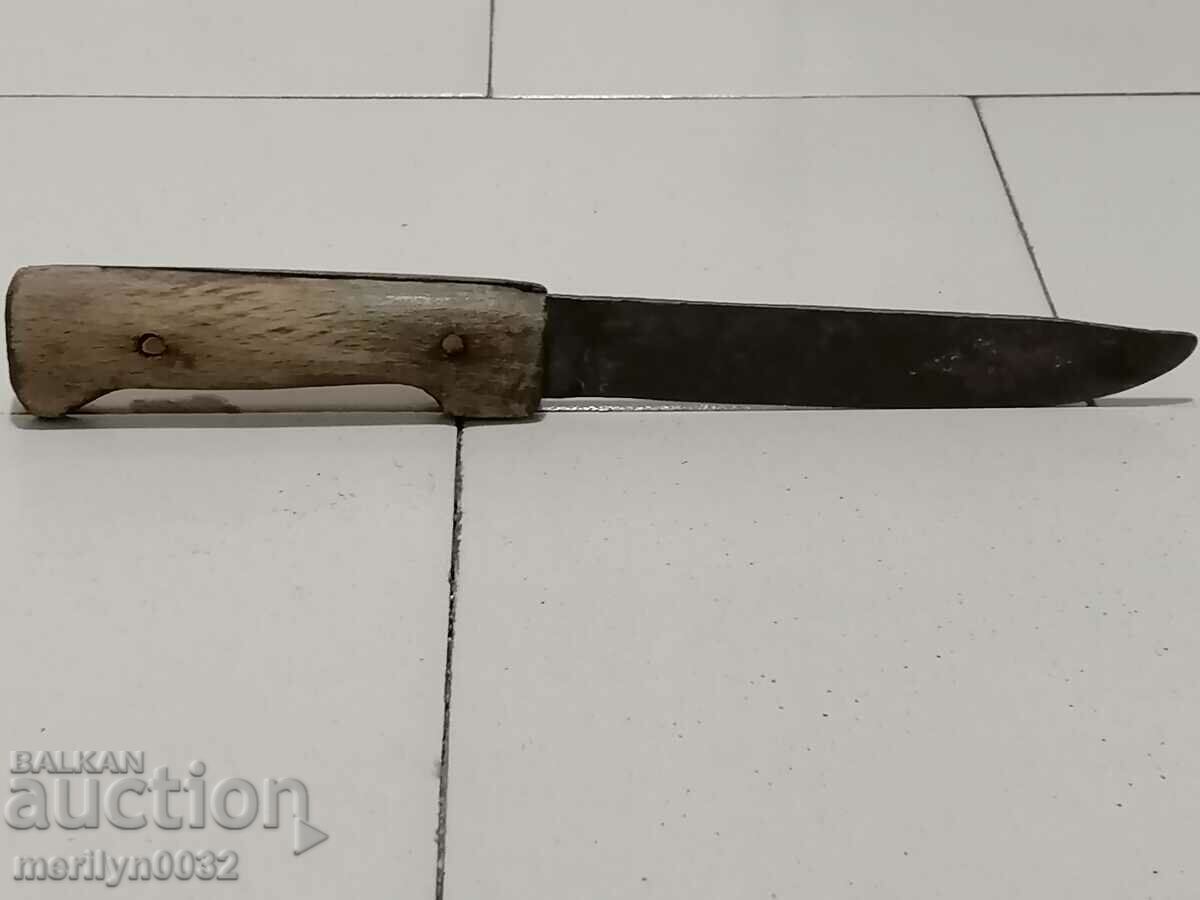 Auction  Old butcher knife