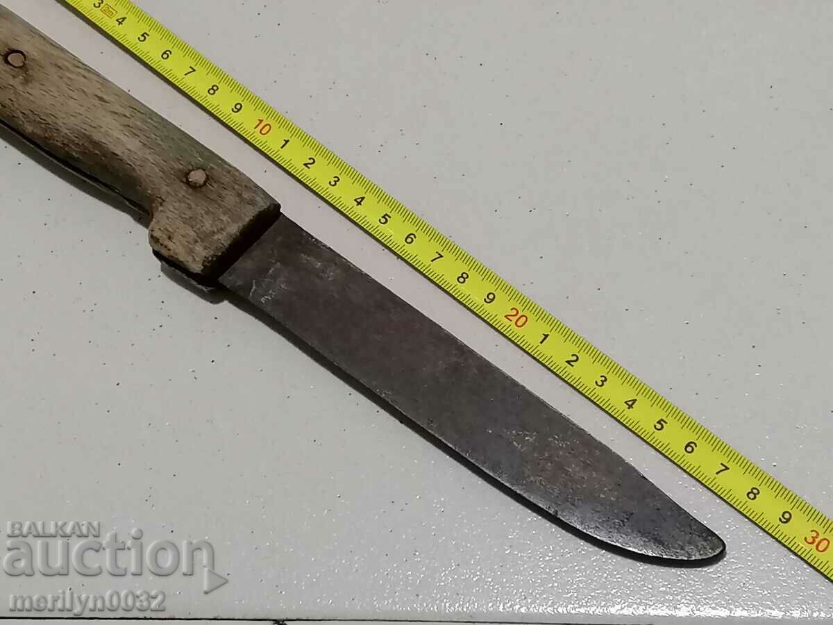 Delivery of Old butcher knife