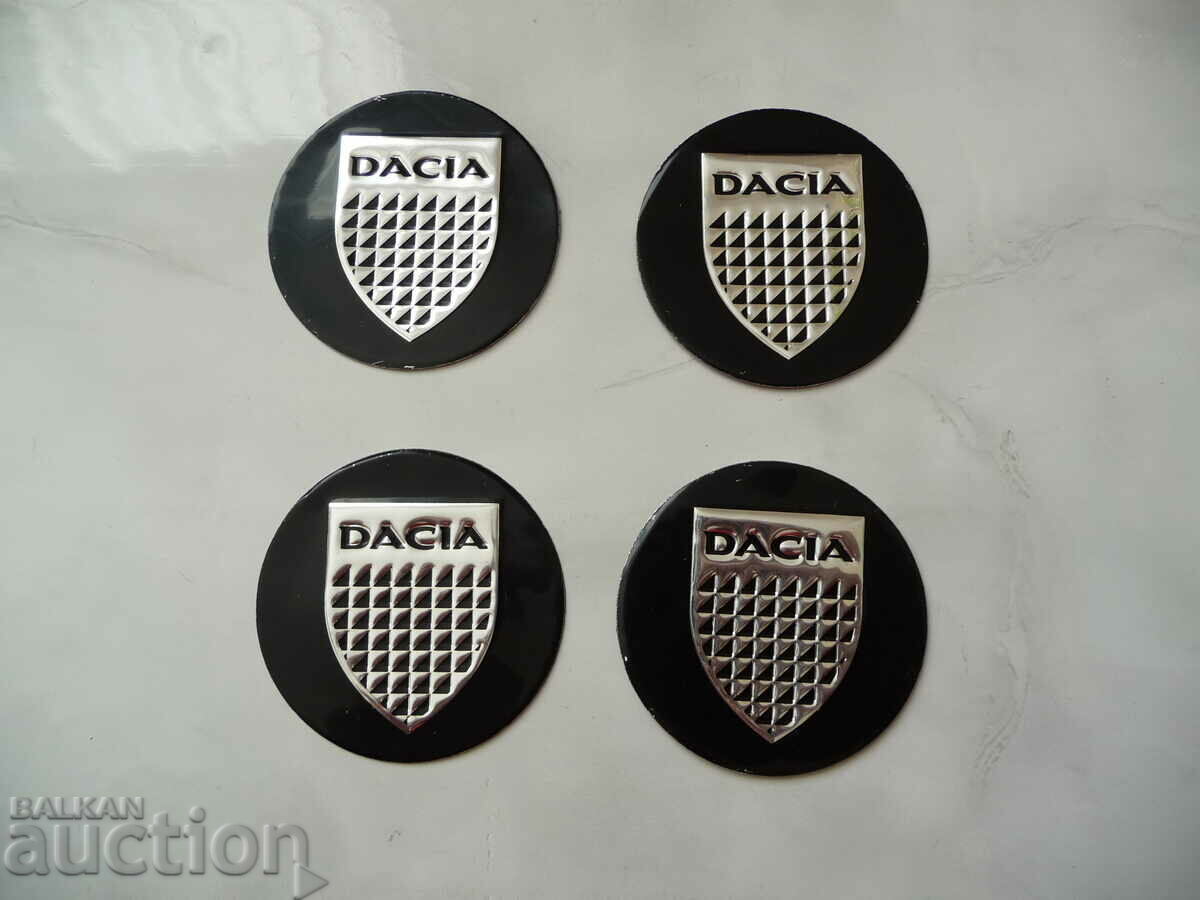 4 embleme Dacia Dacia, jante aliaj metalic, volan aliaj