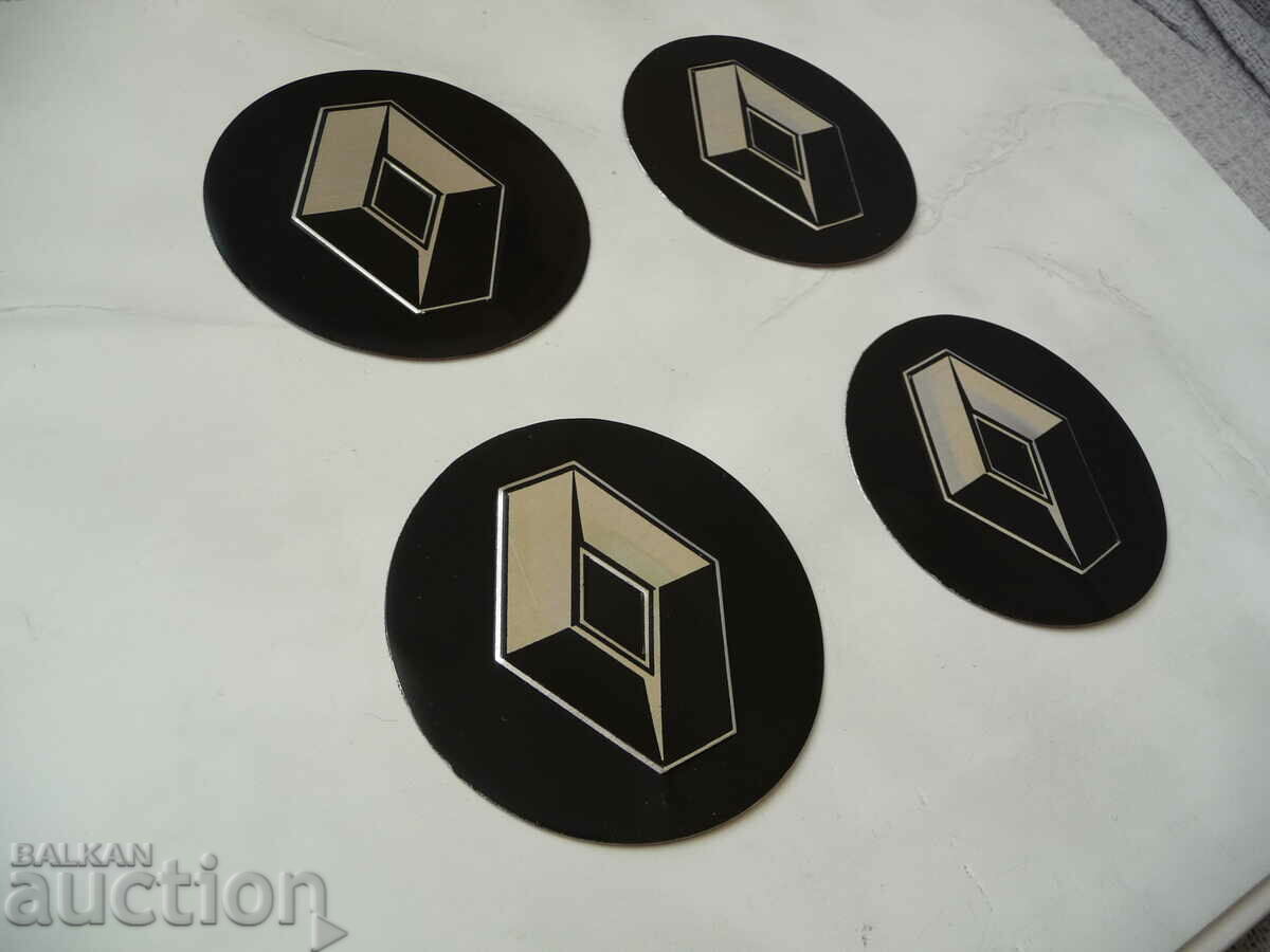 4 Renault emblems, metal alloy wheels, alloy steering wheel with price 8.00 BGN | € 4.09 4 Renault emblems, metal alloy wheels, alloy steering wheel with price 8.00 BGN | € 4.09