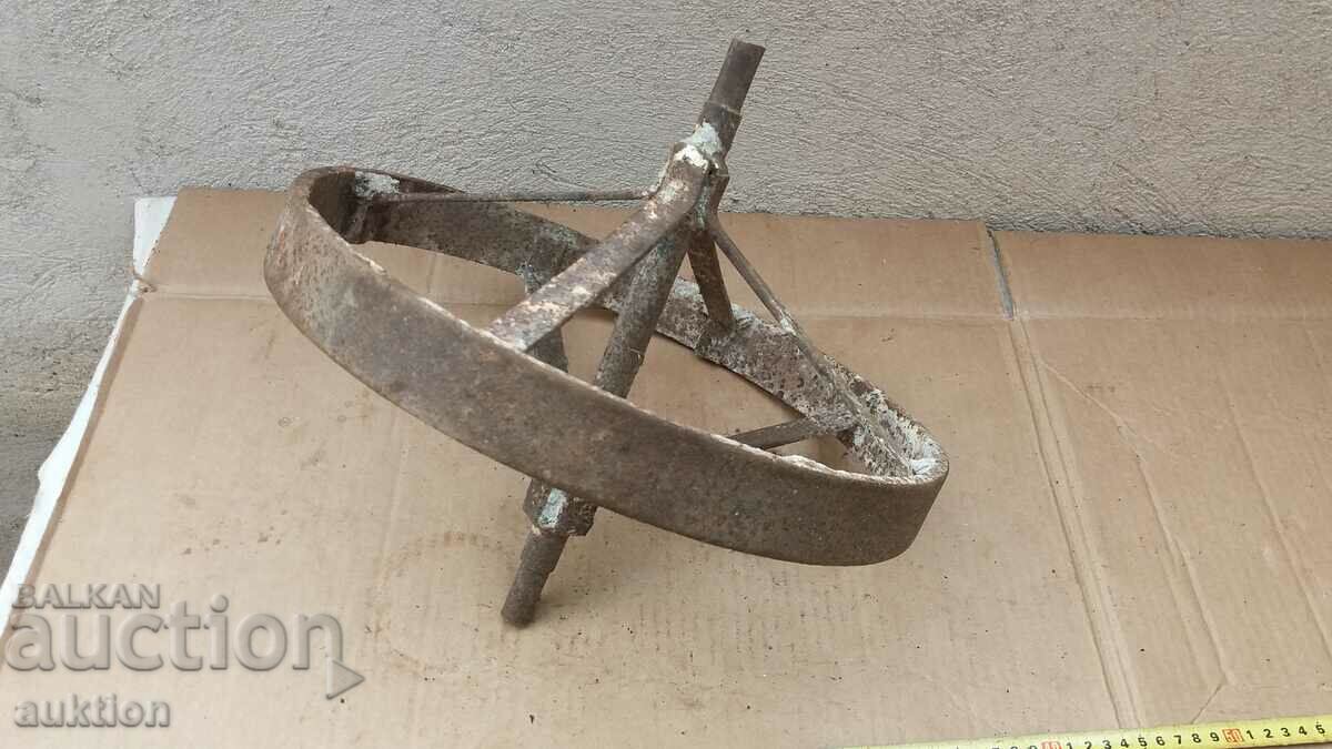 METAL MASSIVE WHEEL FOR DECORATION with price 11.99 BGN | € 6.13 METAL MASSIVE WHEEL FOR DECORATION with price 11.99 BGN | € 6.13