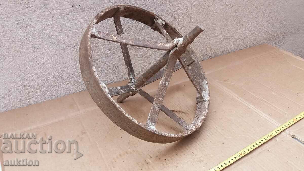 Auction METAL MASSIVE WHEEL FOR DECORATION Auction METAL MASSIVE WHEEL FOR DECORATION