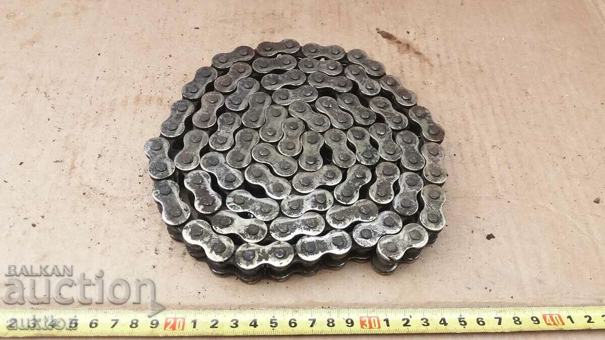 MASSIVE STEEL CHAIN - FROM A CAR - 6 MASSIVE STEEL CHAIN - FROM A CAR - 6