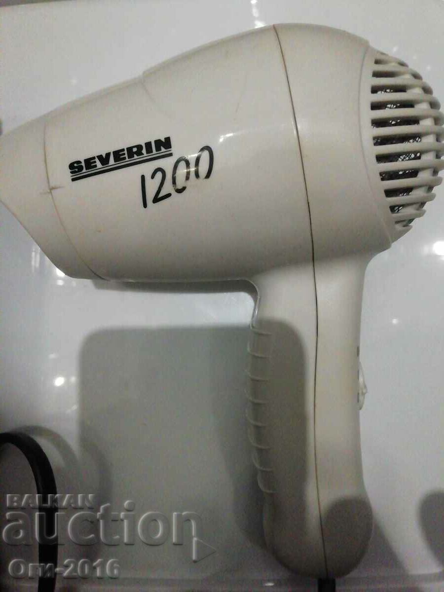 Hair dryer SEVERIN 1200 mm
