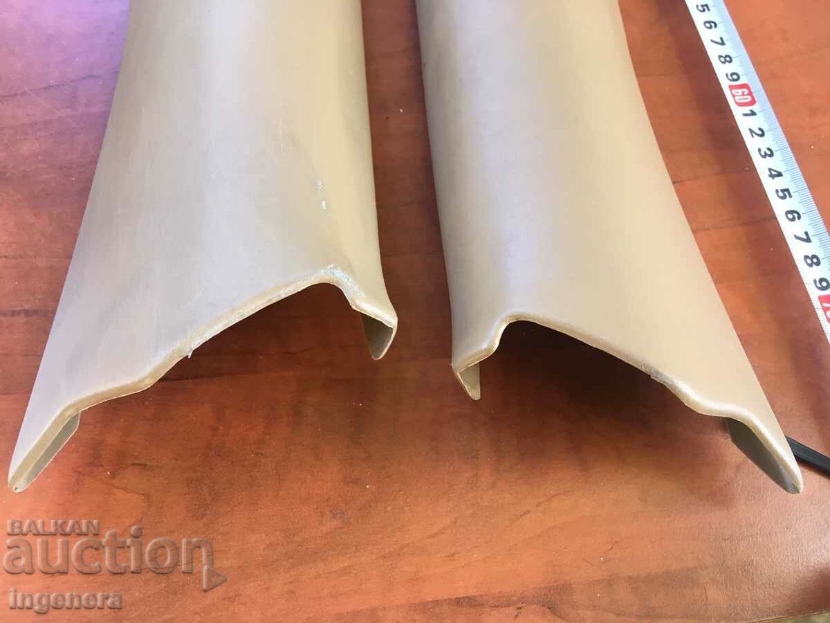 JEEP GRAND CHEROKEE 4 LITER PLASTIC COVER - 6 JEEP GRAND CHEROKEE 4 LITER PLASTIC COVER - 6