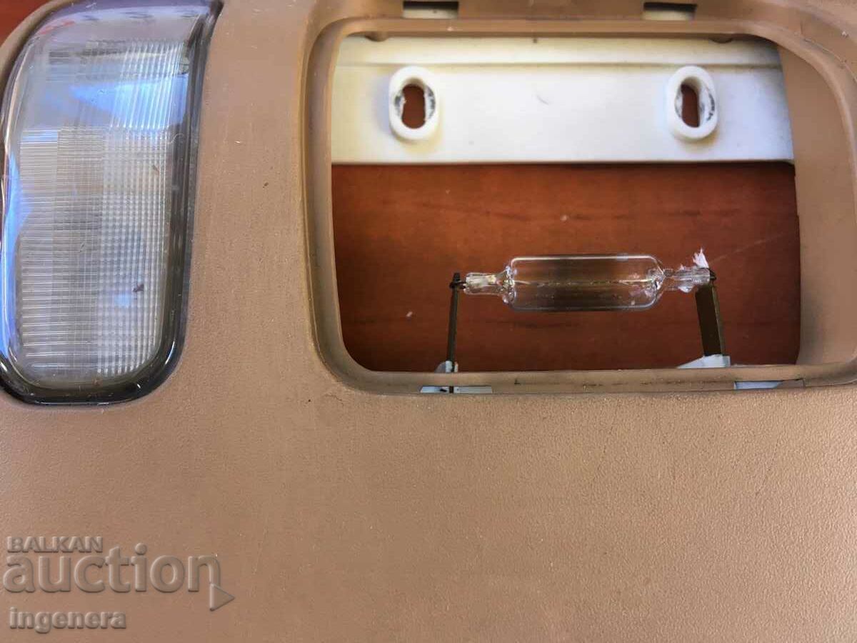 Delivery of JEEP GRAND CHEROKEE 4 LITER PLASTIC COVER Delivery of JEEP GRAND CHEROKEE 4 LITER PLASTIC COVER