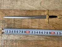 Παλιό μεταλλικό σπαθί, γράμμα μαχαίρι-1
