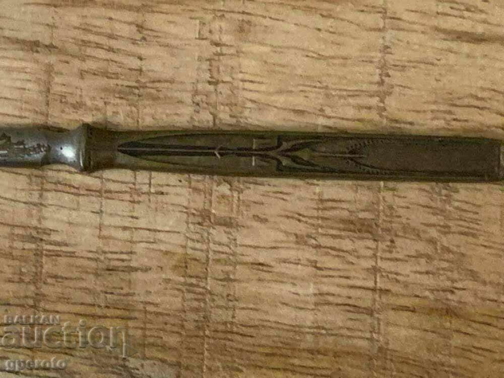 Old metal knife with bronze handle for letters-1 with price 10.00 BGN | € 5.11 Old metal knife with bronze handle for letters-1 with price 10.00 BGN | € 5.11