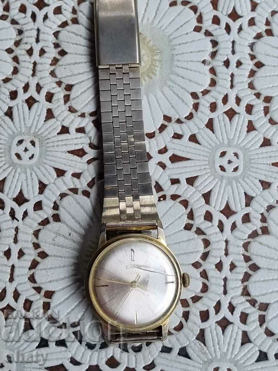 Часовник. Оригинал. с цена 45.00 лв. | € 23.01 Часовник. Оригинал. с цена 45.00 лв. | € 23.01