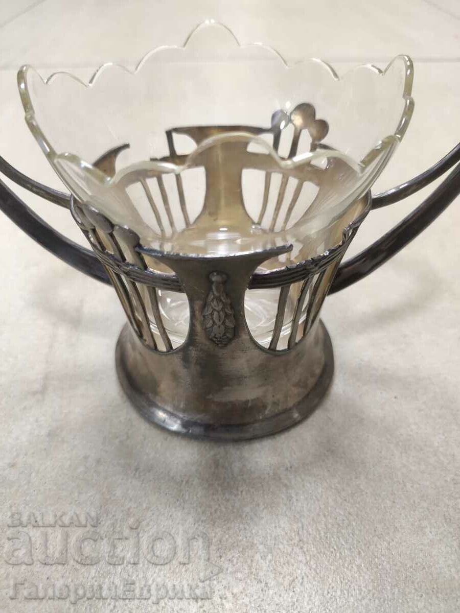 Bonbonniera art deco silver plated with price 79.00 BGN | € 40.39 Bonbonniera art deco silver plated with price 79.00 BGN | € 40.39