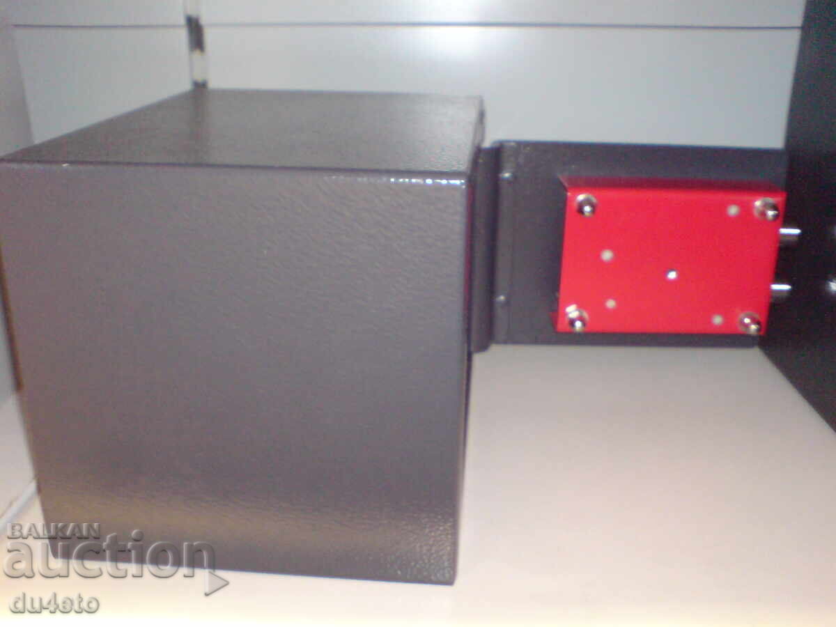 Livrarea Seif mecanic, casă de valori cu cheie SIGMA, dimensiuni exterioare 230x