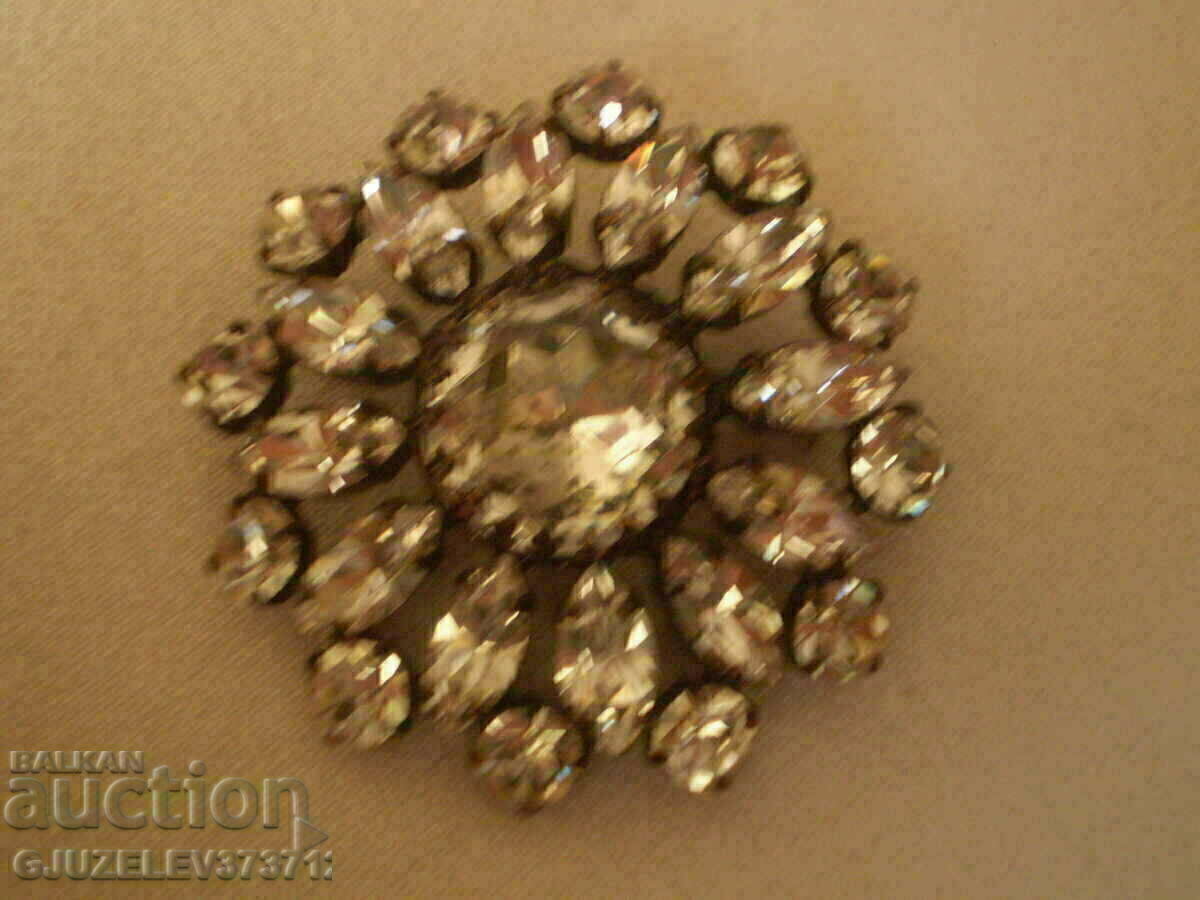 Old lady's brooch with crystal - 5 Old lady's brooch with crystal - 5