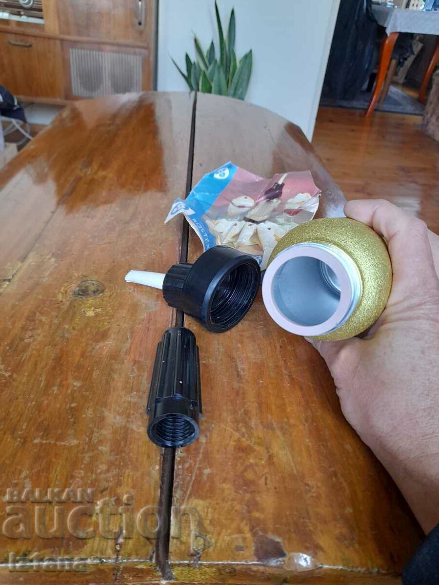 Delivery of Cream star syringe Delivery of Cream star syringe