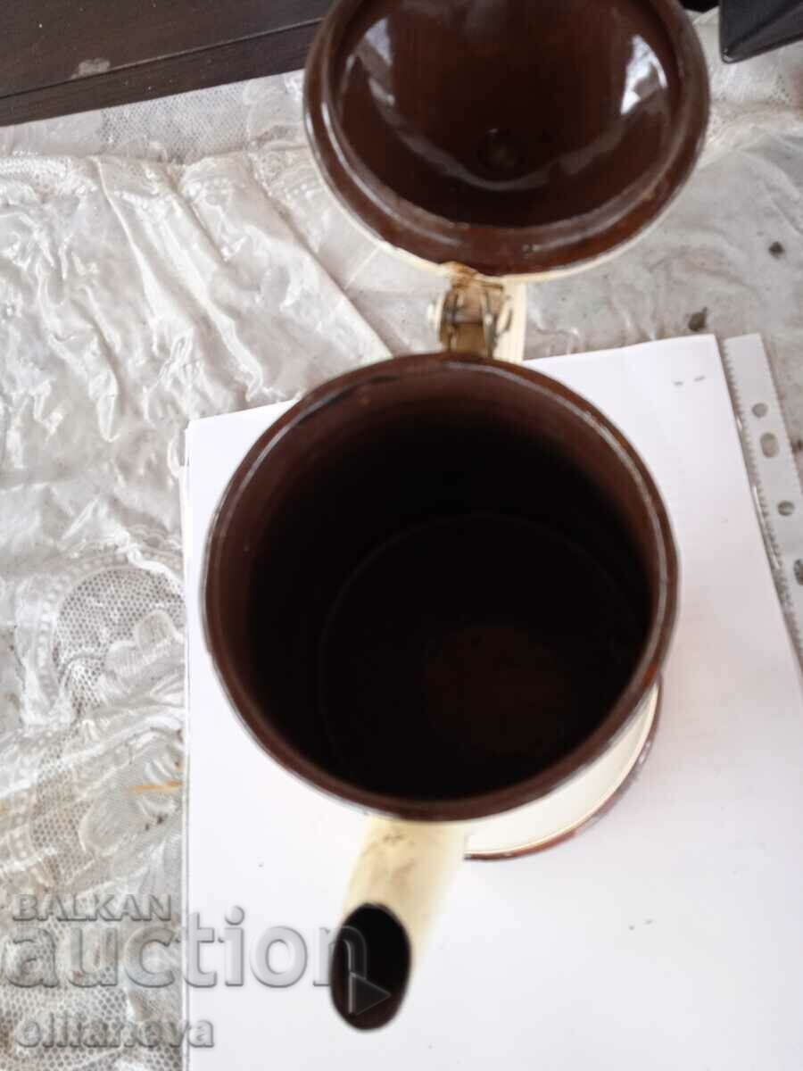 Auction Enameled vintage teapot Auction Enameled vintage teapot