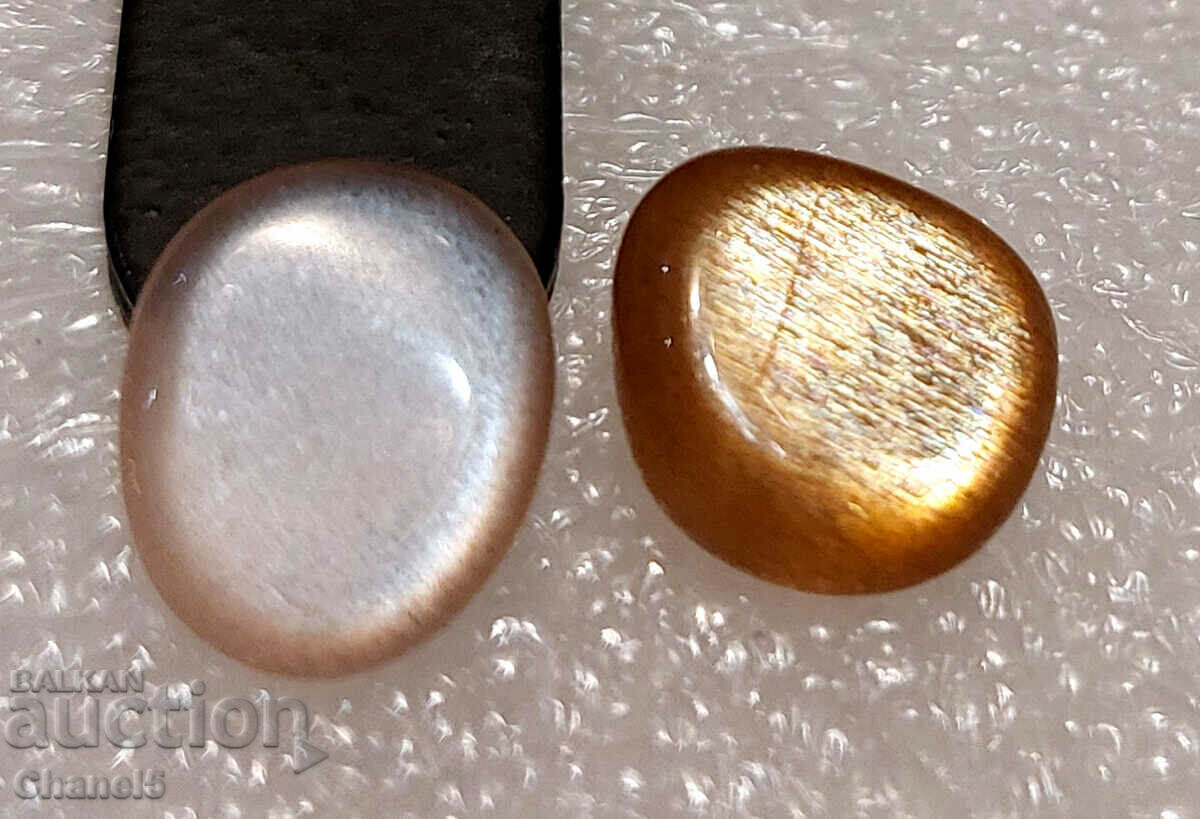 NATURAL LUNAR AND SUNSTONE - INDIA - (526) with price 19.90 BGN | € 10.17 NATURAL LUNAR AND SUNSTONE - INDIA - (526) with price 19.90 BGN | € 10.17