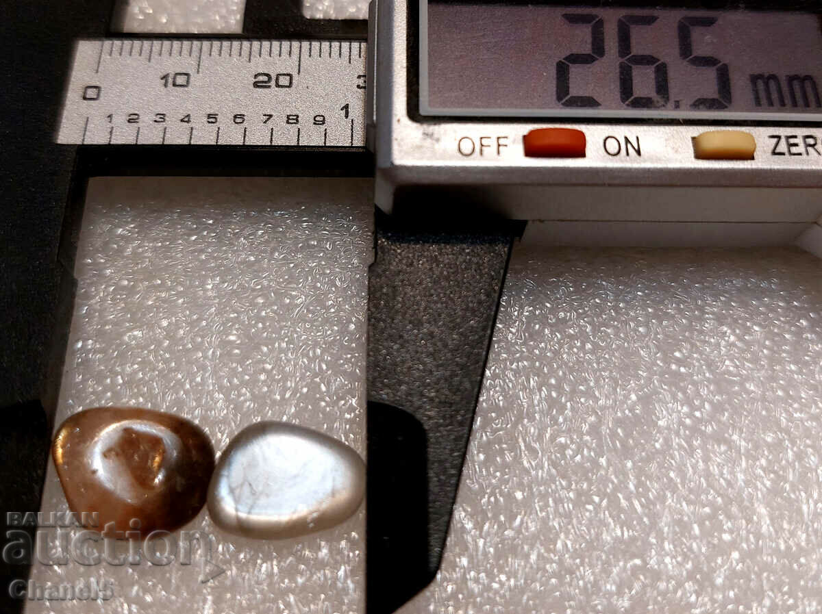 Delivery of NATURAL LUNAR AND SUNSTONE - INDIA - (528) Delivery of NATURAL LUNAR AND SUNSTONE - INDIA - (528)