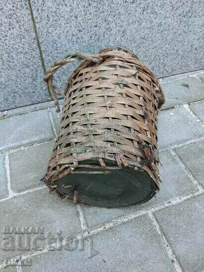 Доставка на Стар плетен буркан Доставка на Стар плетен буркан