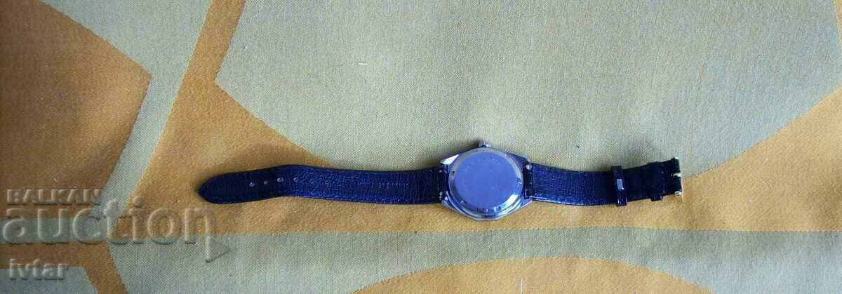 Delivery of Swiss watch "PRATINA"