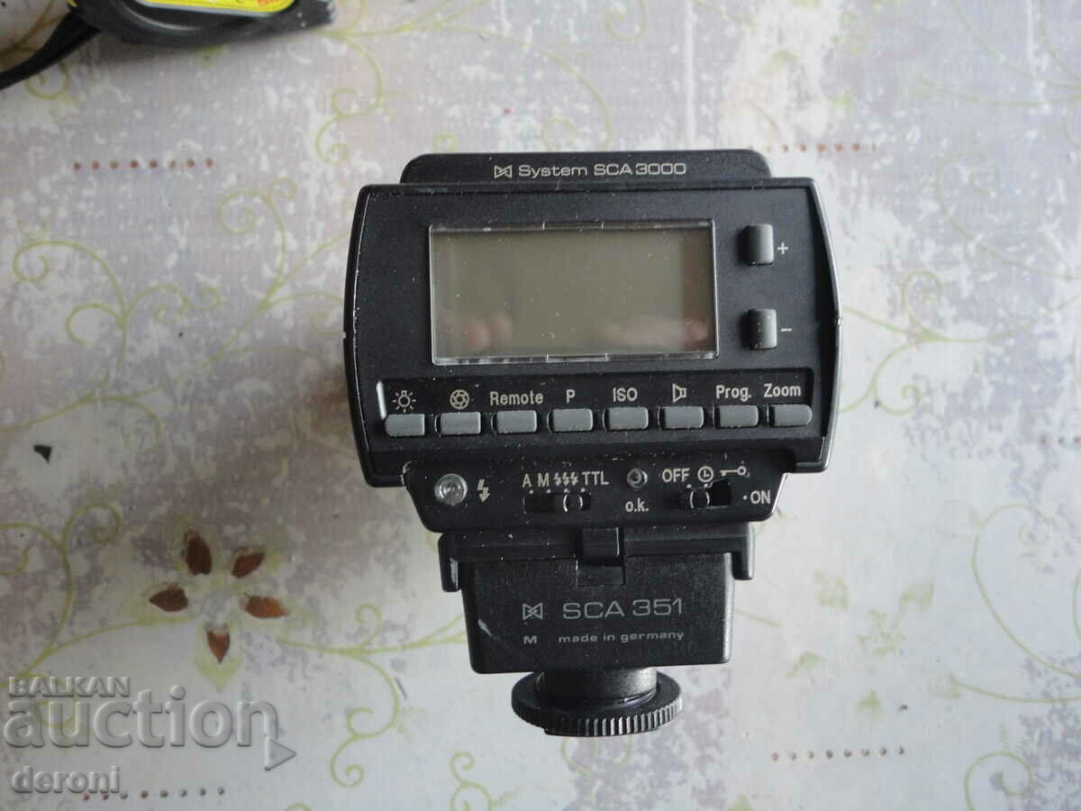 German flash Metz 40MZ 2 with price 50.00 BGN | € 25.56 German flash Metz 40MZ 2 with price 50.00 BGN | € 25.56