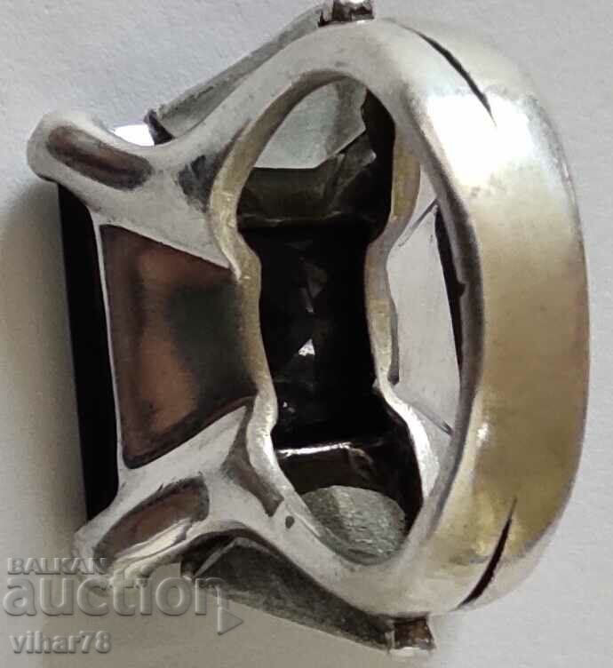 WOMEN'S SILVER RING WITH BLACK ONYX - 7 WOMEN'S SILVER RING WITH BLACK ONYX - 7